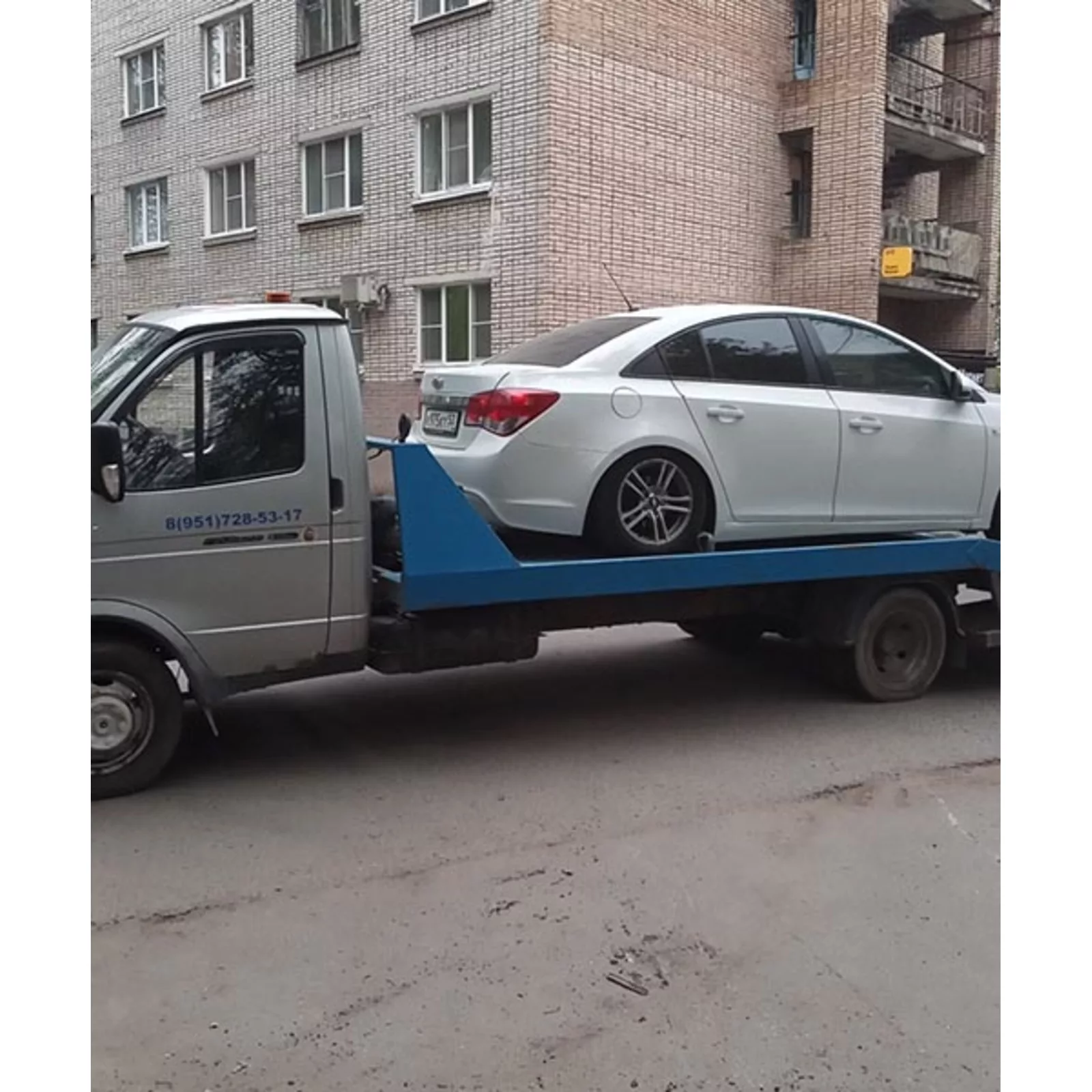 Эвакуатор службы Эвакуатор в Великий Новгород