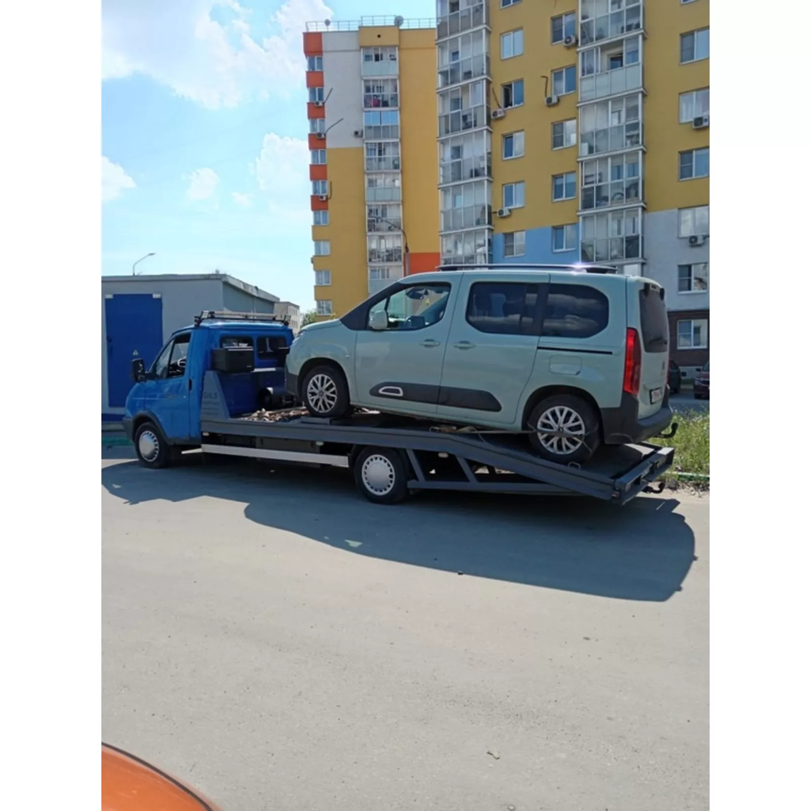 Эвакуатор службы Увезу52